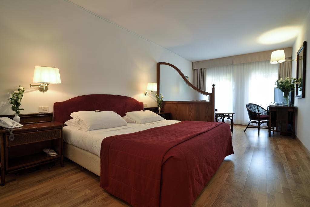 Hotel Hannover Grado Exterior photo
